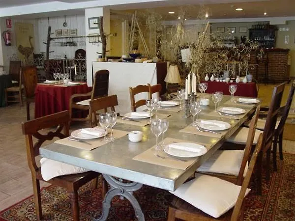 オテル モンテ ウリア *