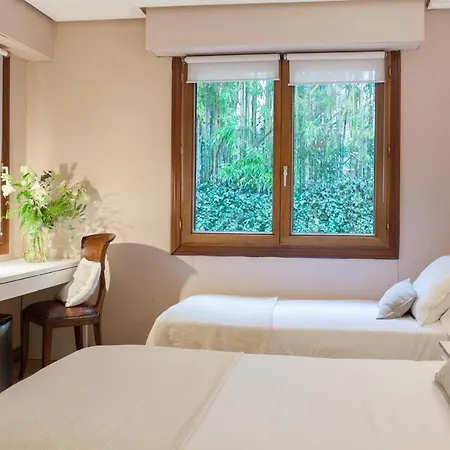 Monte Ulia Готель